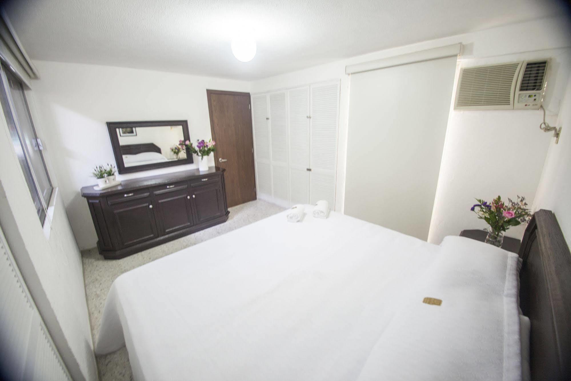 Suites Lafragua Hotel 3*